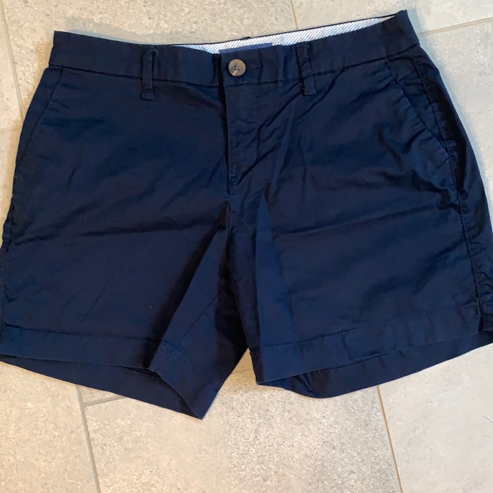 Old Navy every day short Navy.